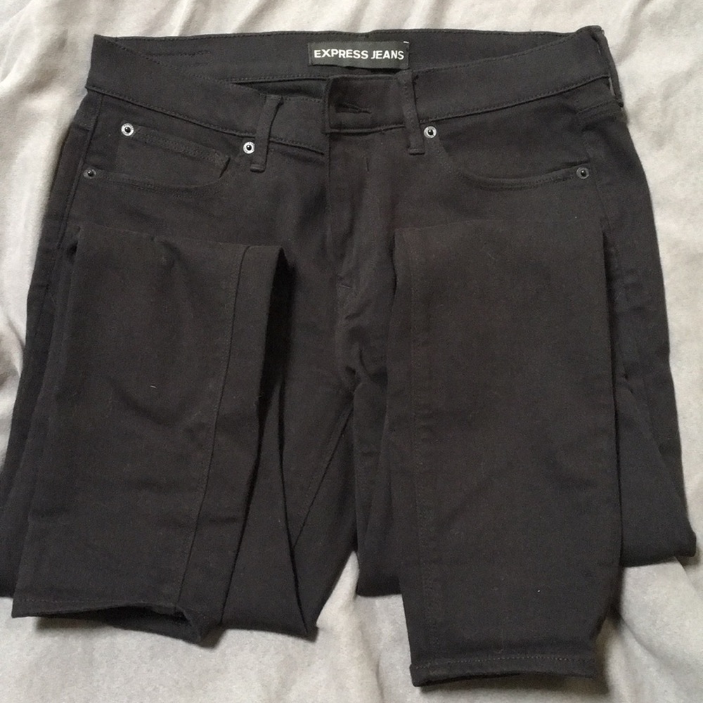 Black skinny jeans